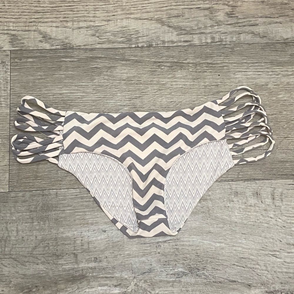 RARE Acacia bikini cheeky bottom 🦄🦄